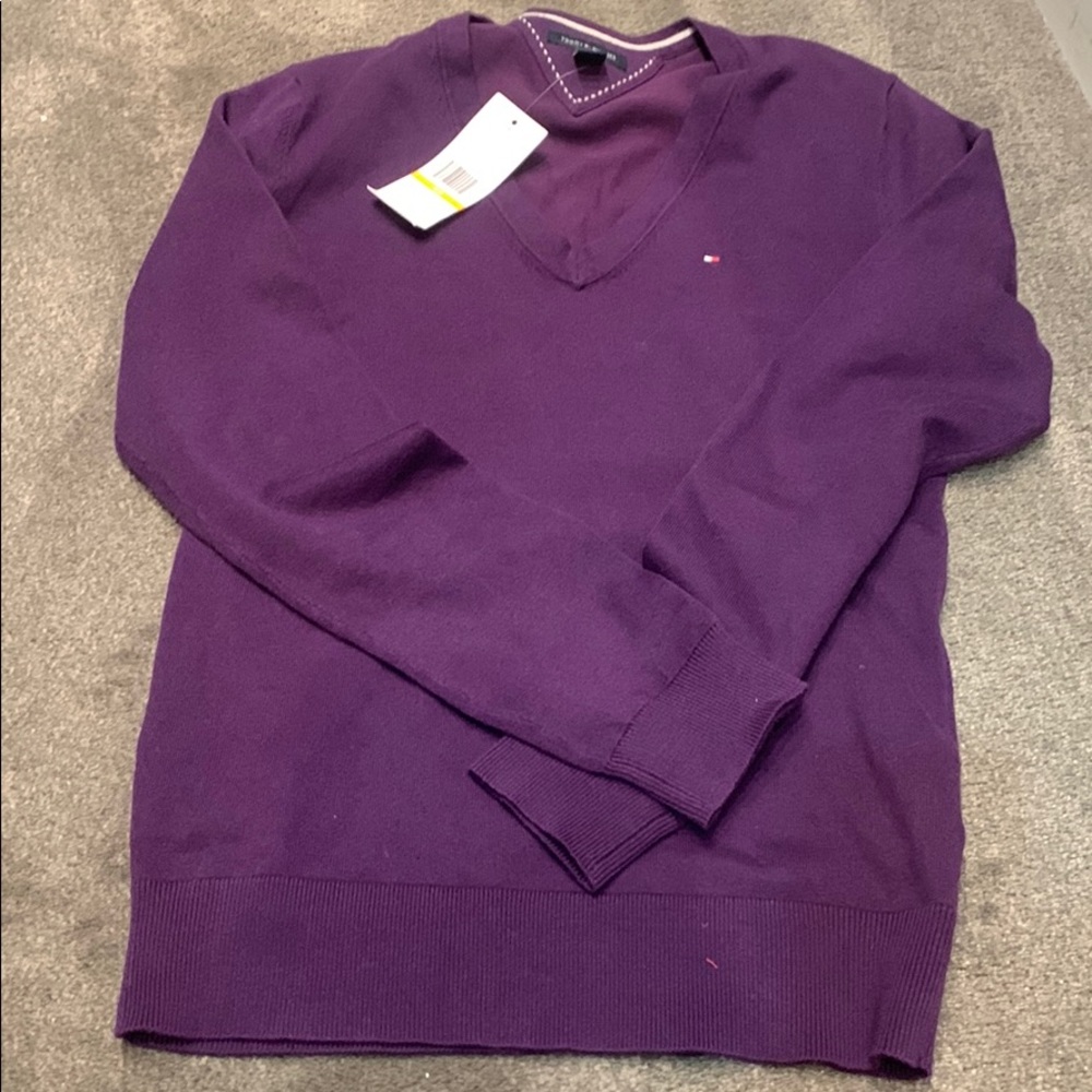 Tommy Hilfiger purple V-neck sweater-Size SP